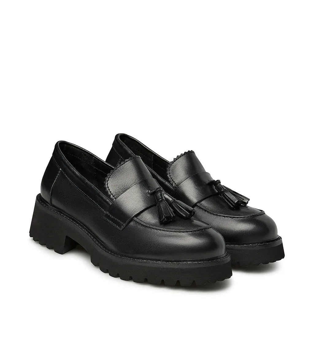 Black nappa leather loafer with tassels