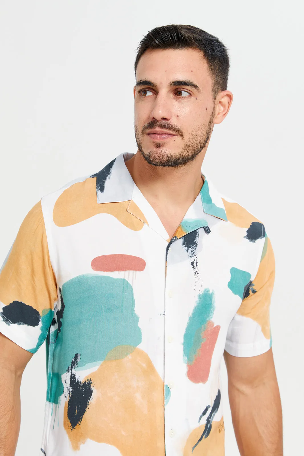 Men White Printed Resort Shirt