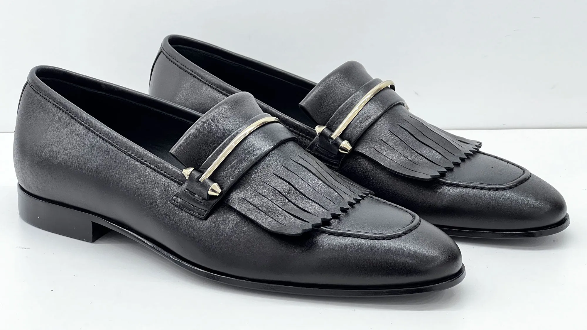 Style: 33670-Black
