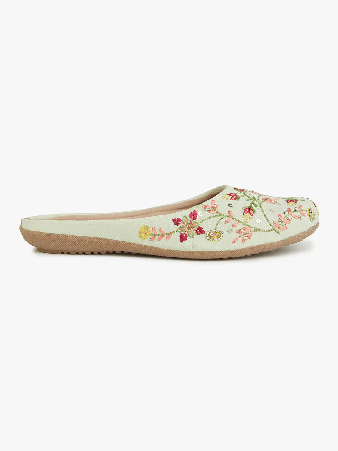 Stylish Women's Round Toe Shoes in White with Embroidered & Handwork
