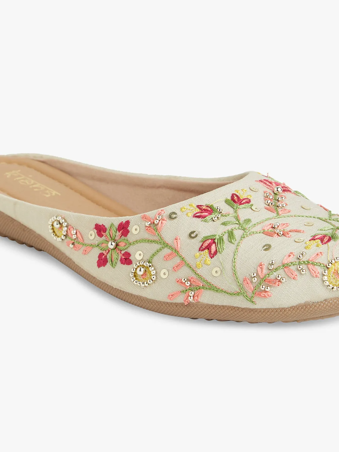 Stylish Women's Round Toe Shoes in White with Embroidered & Handwork