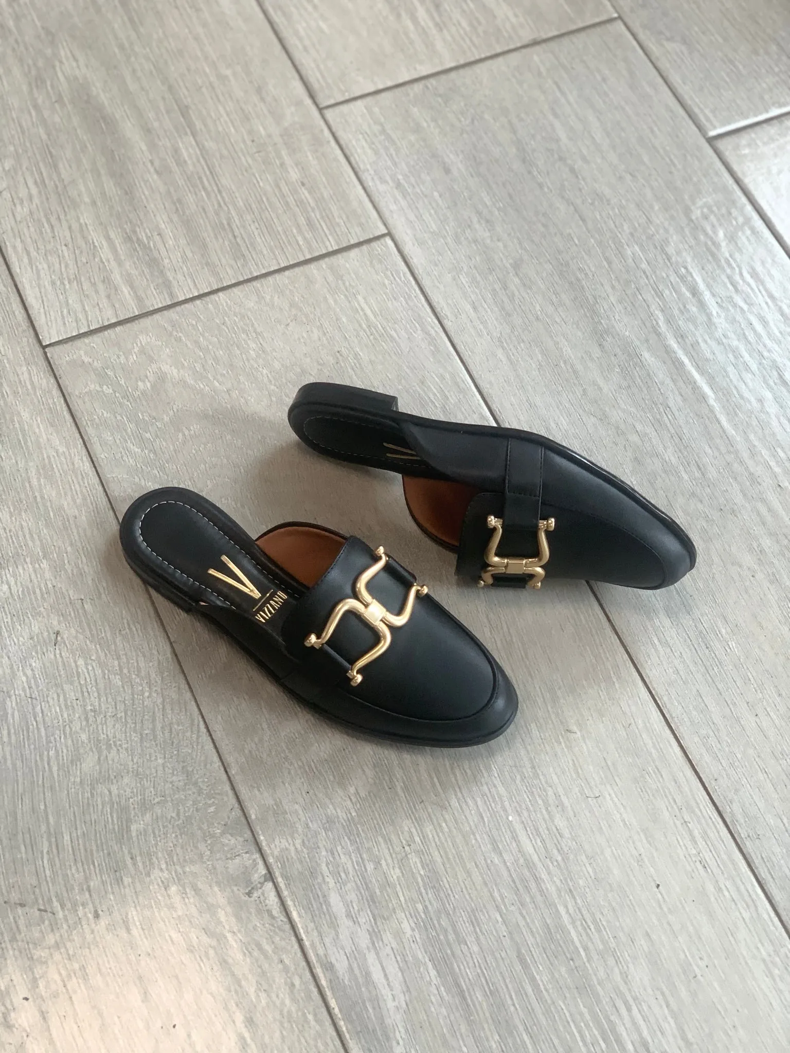 Vizzano Black Mules