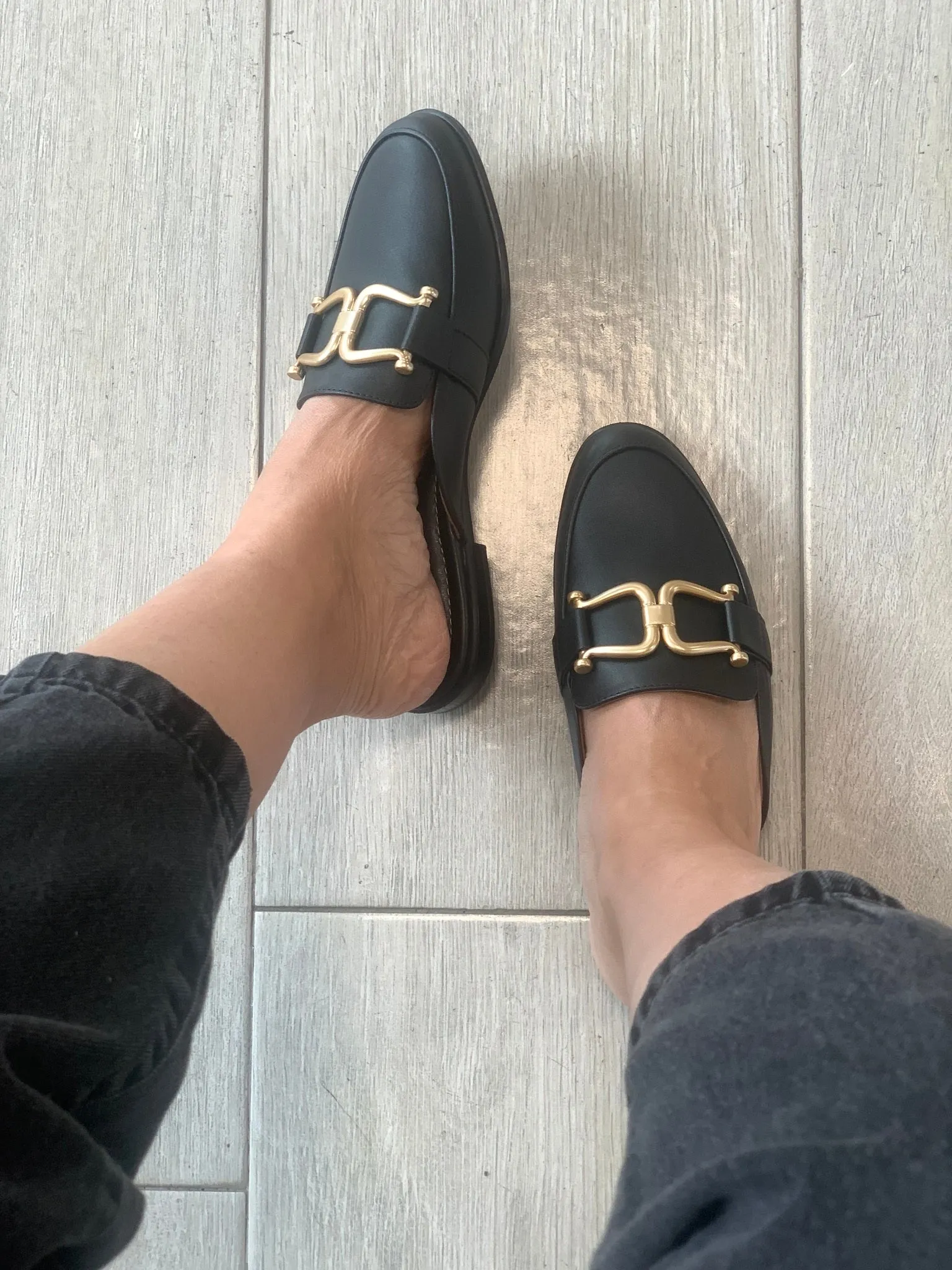 Vizzano Black Mules